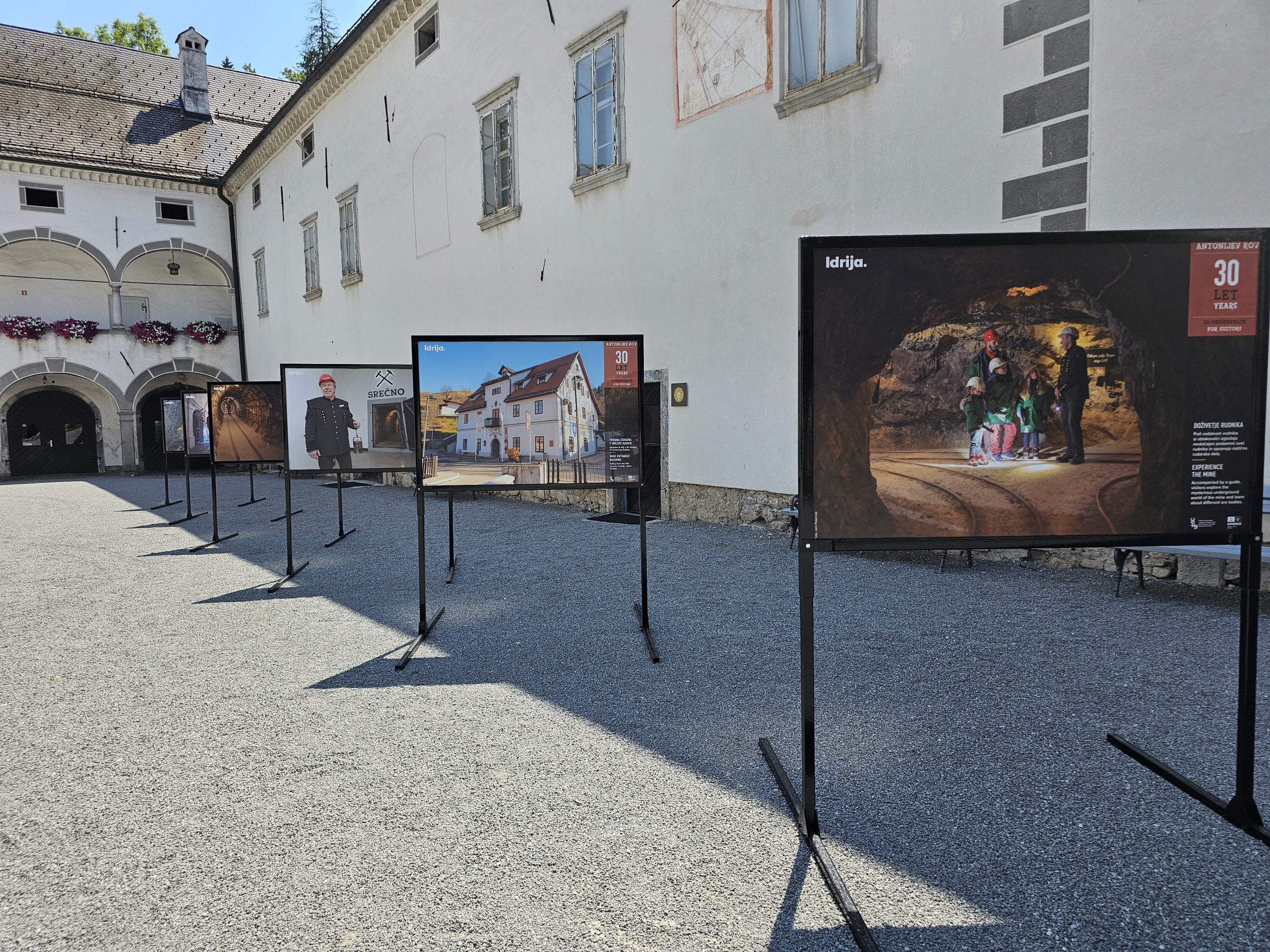 Gostujoča panojska razstava CUDHg Idrija